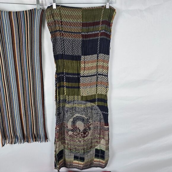 Scarves and Wraps Women's OS Colorful 3 Bundle Deal - Picture 4 of 5